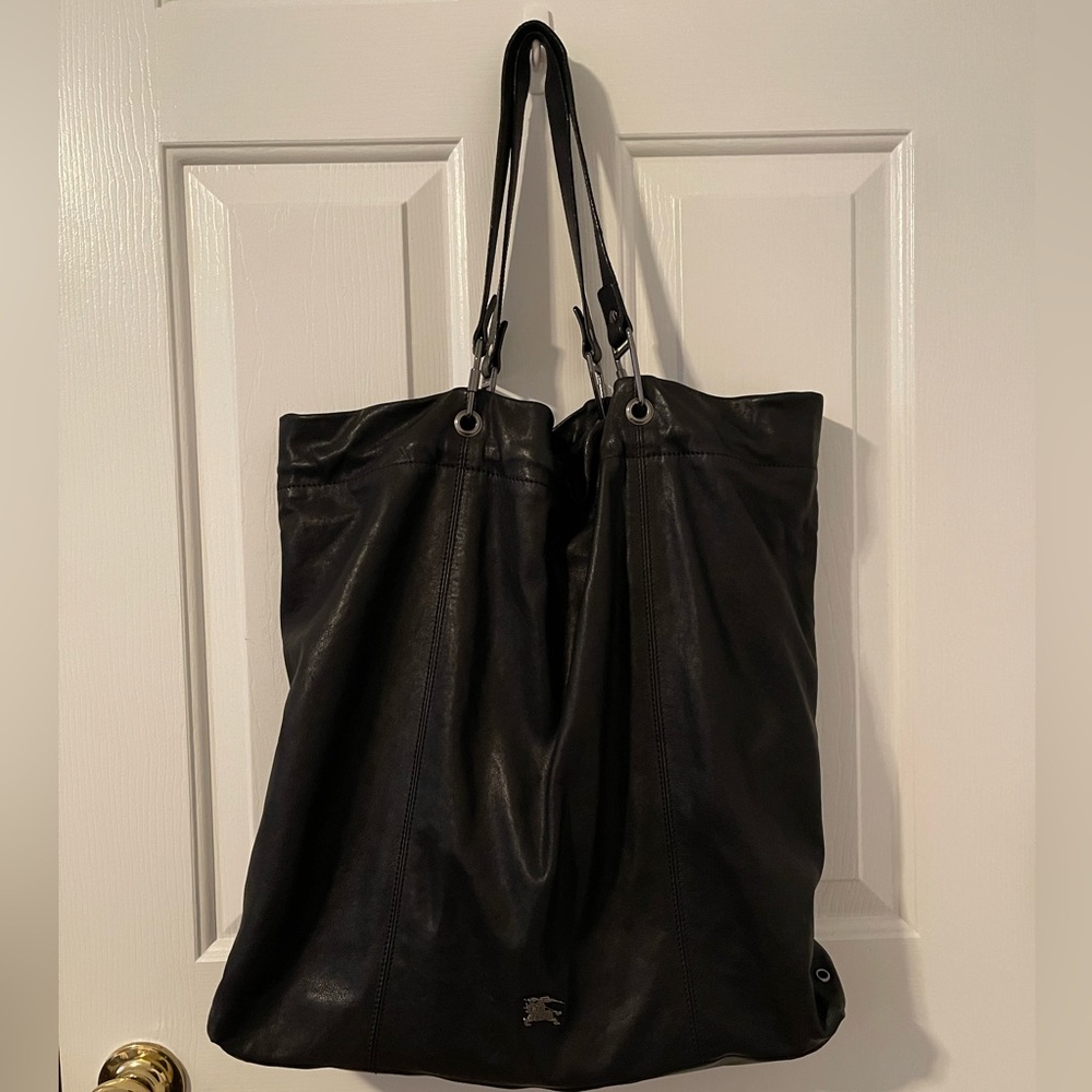 Authentic Burberry tote with dust bag. Like new condition. - Picture 2 of 15